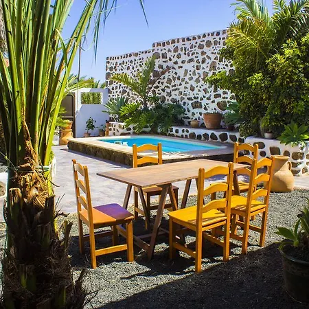 Aqua Apartment La Oliva